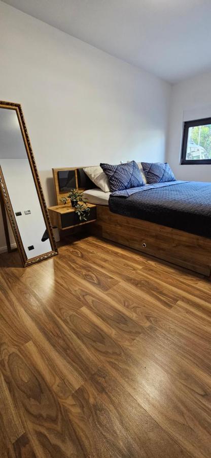 Betty Apartments Borik - Whole Ground Floor Rovinj Bagian luar foto